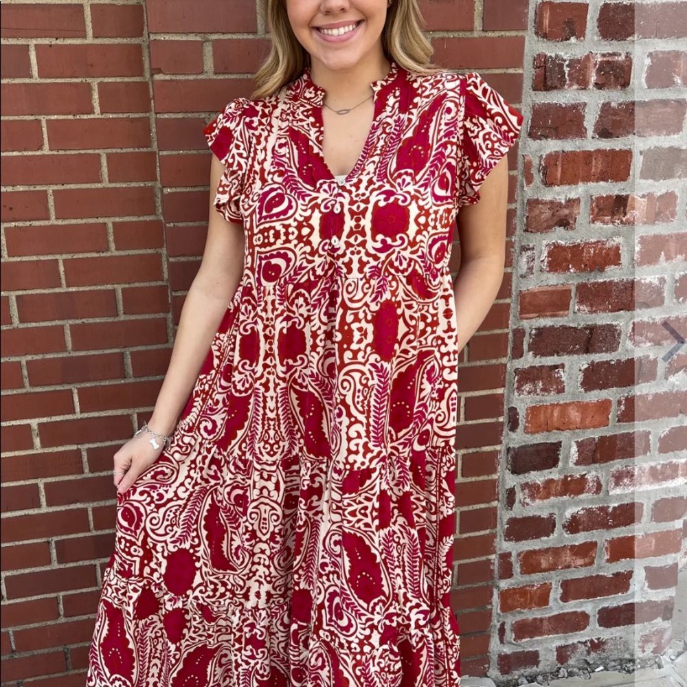 ENTRO WAITIN' ON A WOMAN PAISLEY DRESS